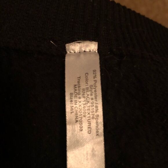 Black textured tight like leggings - Picture 2 of 6